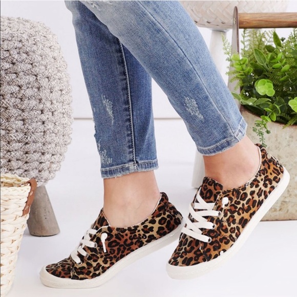 Comfy Canvas Leopard Cheetah Print Sneakers - Picture 2 of 7